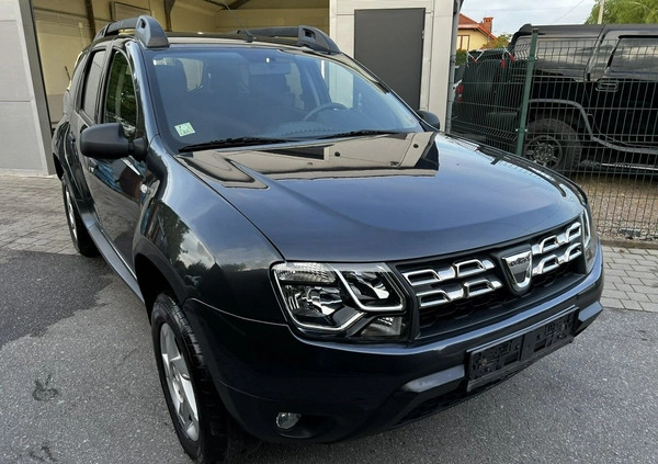 Dacia Duster cena 38900 przebieg: 179000, rok produkcji 2016 z Karlino małe 529